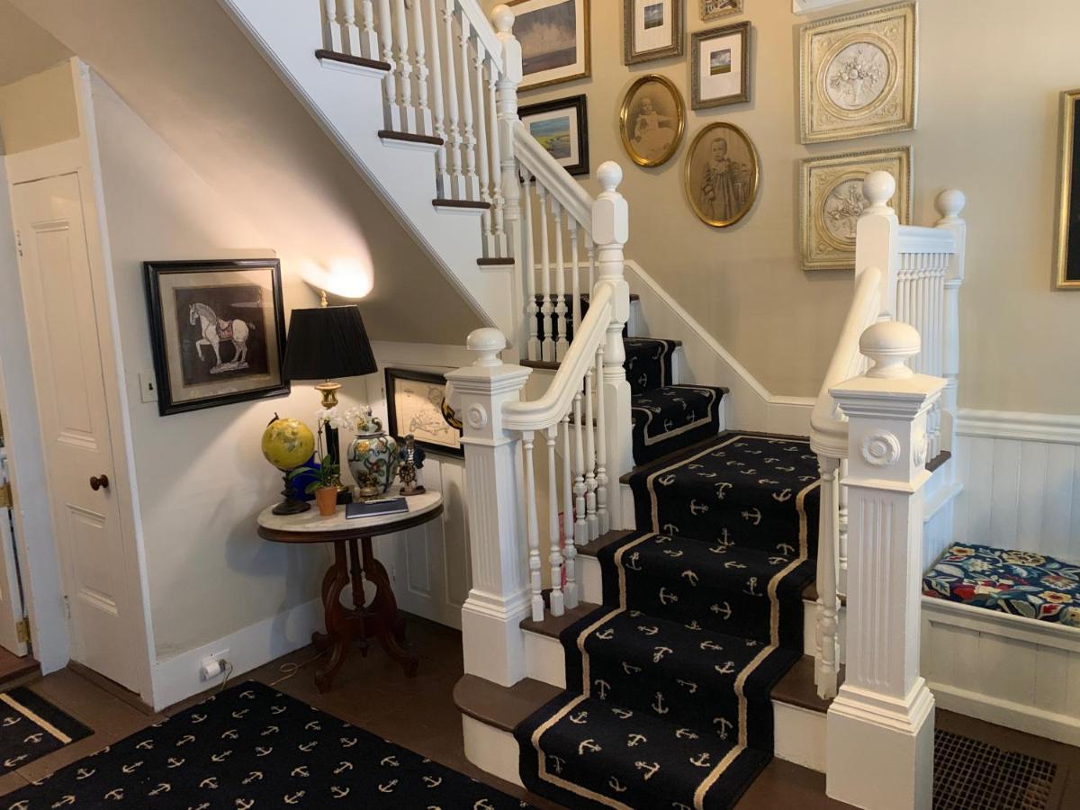 Olde Captains Inn Yarmouth Port 外观 照片