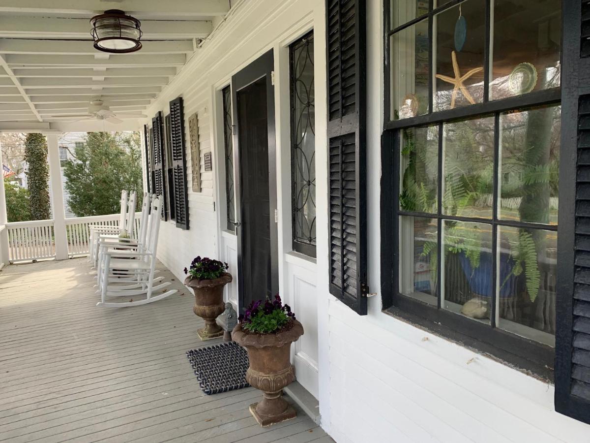 Olde Captains Inn Yarmouth Port 外观 照片